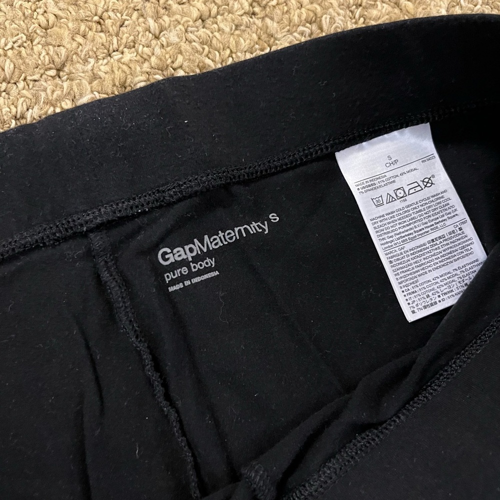GAP Black Maternity Leggings